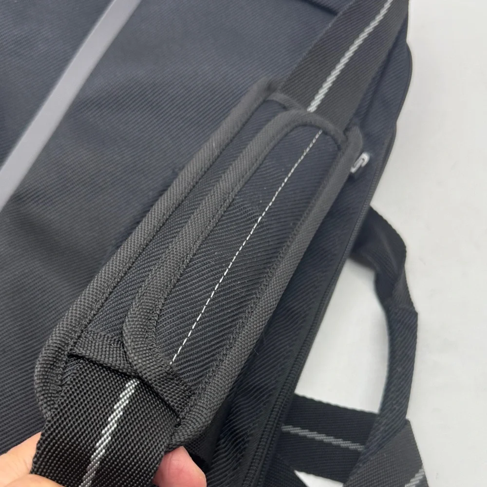 Solo New York Black Nylon Laptop Travel Bag TOT8392B